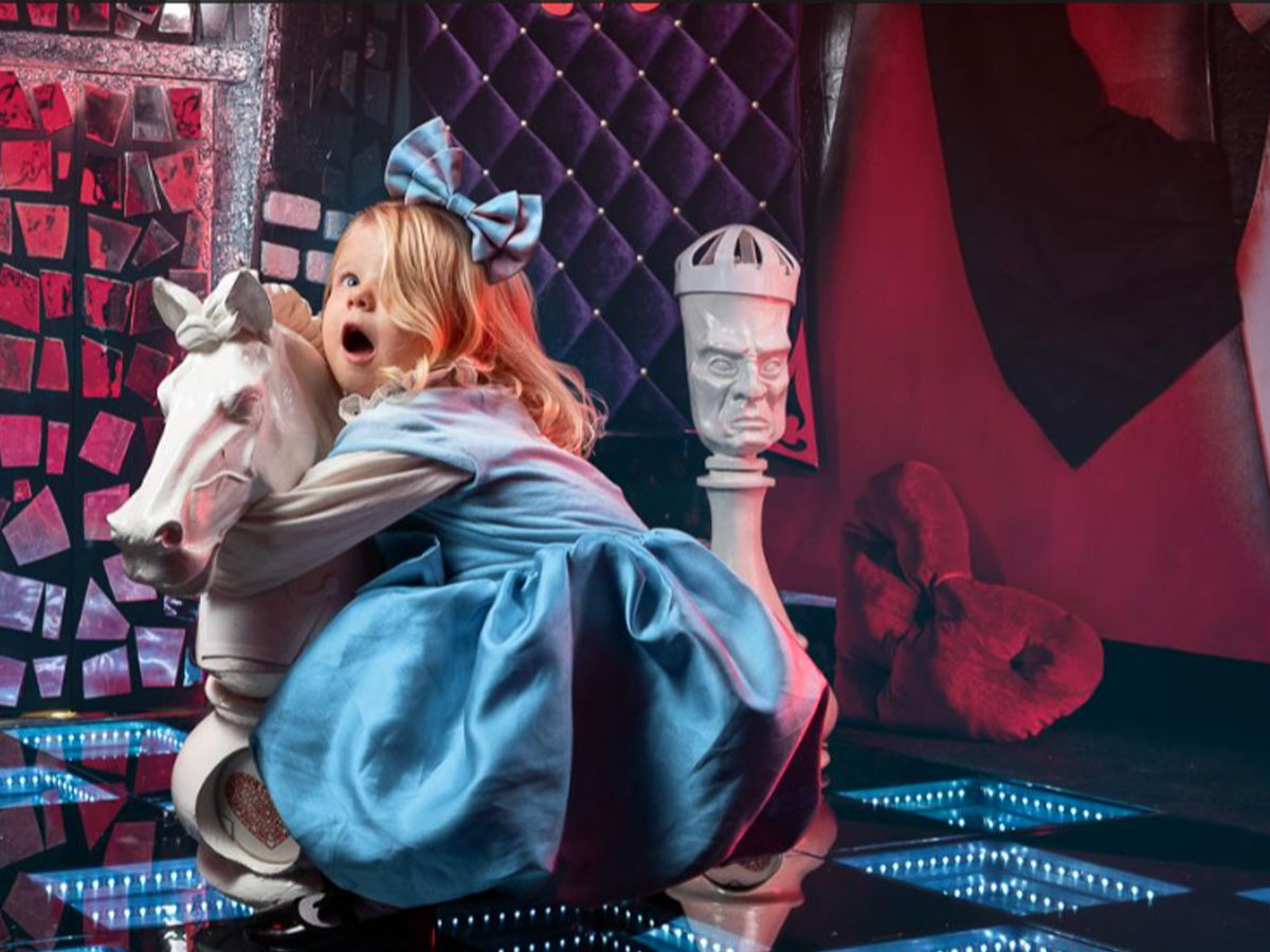 Alice im Wunderland Room Escape Room